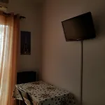 Hostal Helena 2